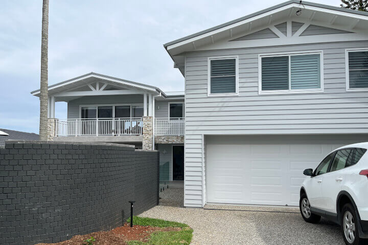 <a href="http://https://lawrencebuilt.com.au/lighthouse-beach.html" target="_blank">Lighthouse Beach</a>